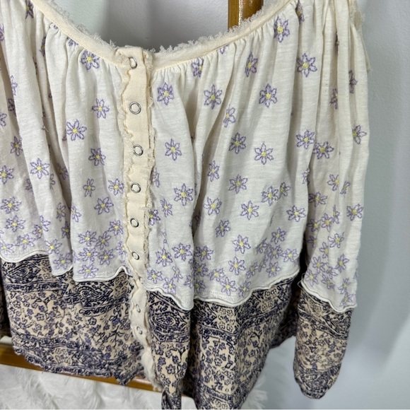 Free People White Boho Patterned Swing Top sz XS - Picture 3 of 4